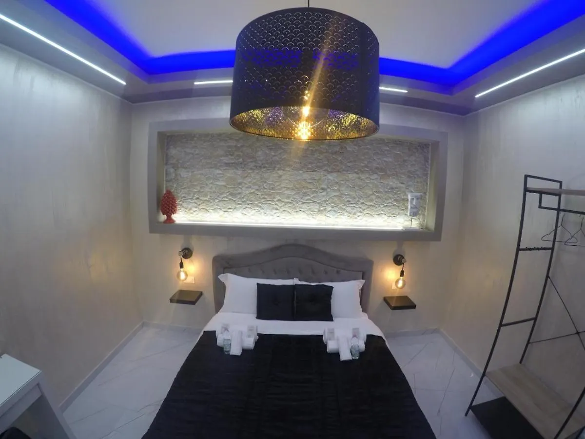 Le Camere Luxury Rooms Siracusa Syracuse Guest house