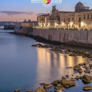  Apartment Made In Ortigia